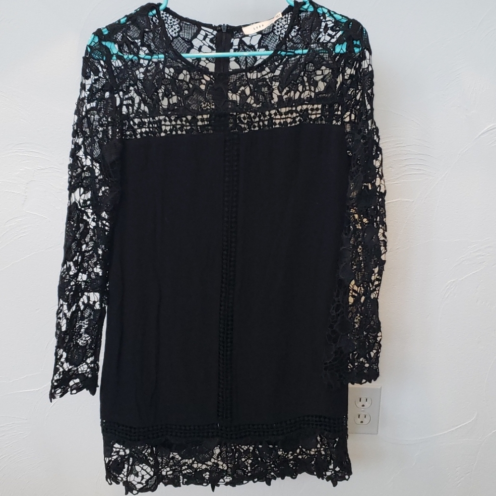 Black lace dress